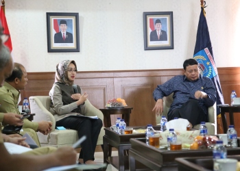 Walikota Tangsel Airin Rachmi Diani saat menerima reses anggota DPR RI Dapil Tangerang Raya.(yud)